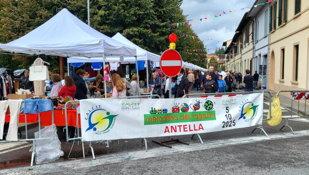 IL TRADIZIONE MERCATINO DEI RAGAZZI DI ANTELLA NELLA PRIMA DOMENICA DI OTTOBRE